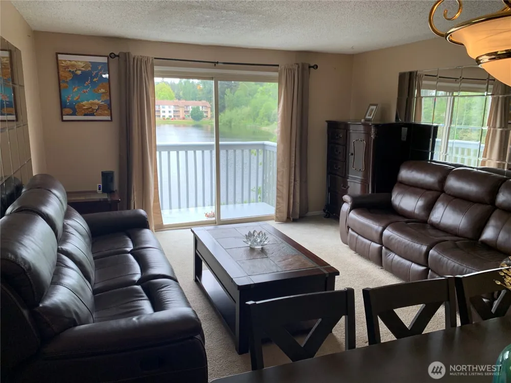 31003 14th Avenue S #C12 Federal Way, WA 98003