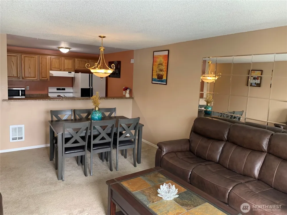 31003 14th Avenue S #C12 Federal Way, WA 98003