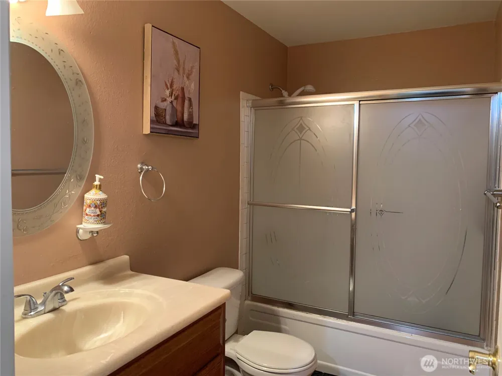31003 14th Avenue S #C12 Federal Way, WA 98003
