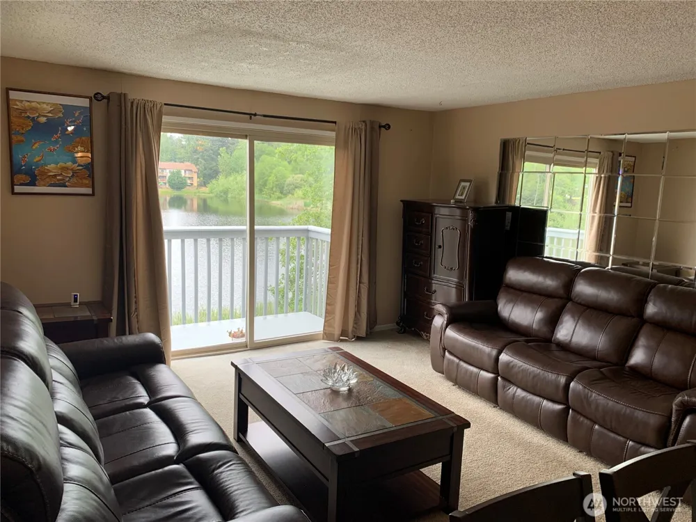 31003 14th Avenue S #C12 Federal Way, WA 98003