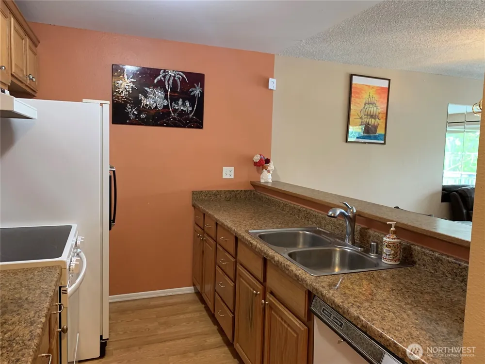 31003 14th Avenue S #C12 Federal Way, WA 98003