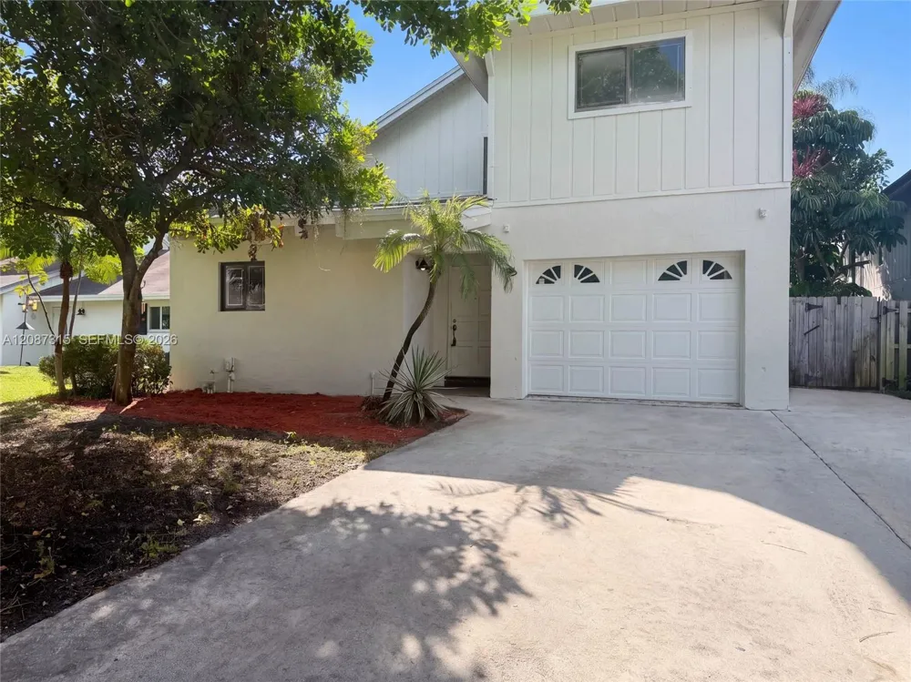 2496 Douglas Ave Delray Beach, FL 33444