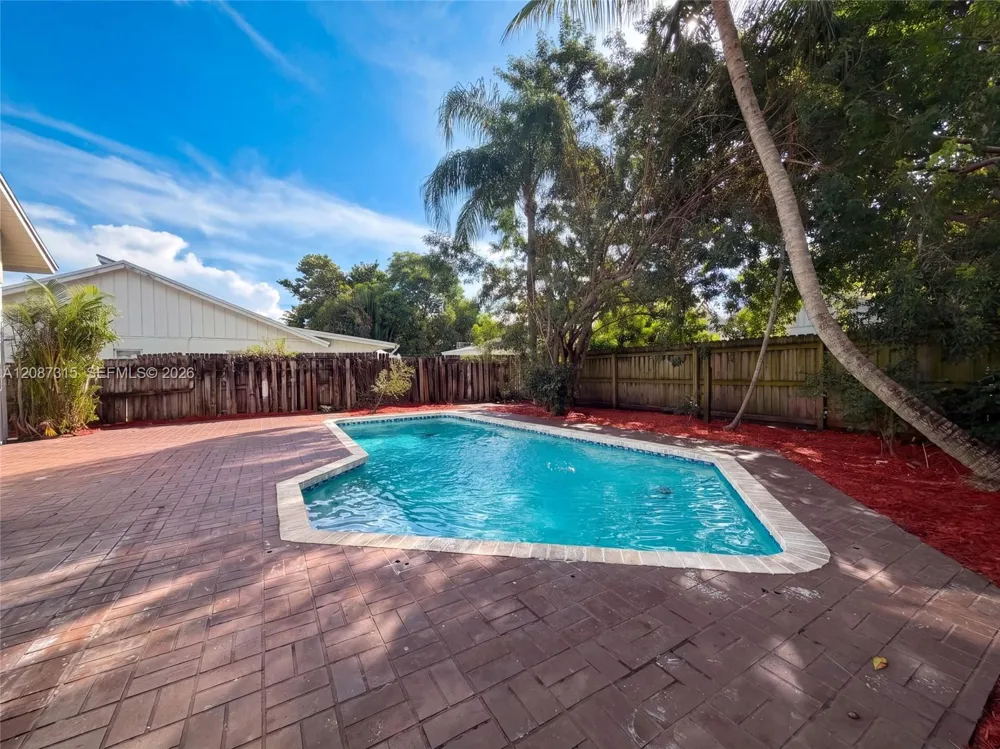 2496 Douglas Ave Delray Beach, FL 33444