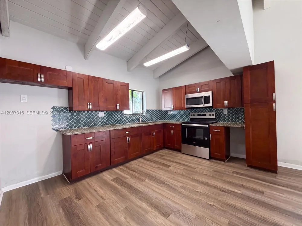 2496 Douglas Ave Delray Beach, FL 33444