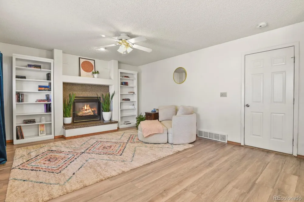 4912 Chariot Drive Colorado Springs, CO 80923