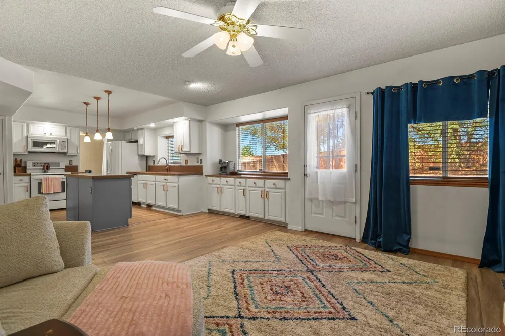 4912 Chariot Drive Colorado Springs, CO 80923