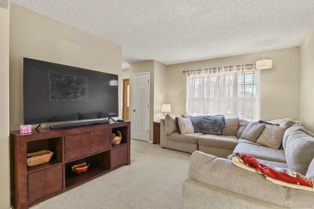 4912 Chariot Drive Colorado Springs, CO 80923