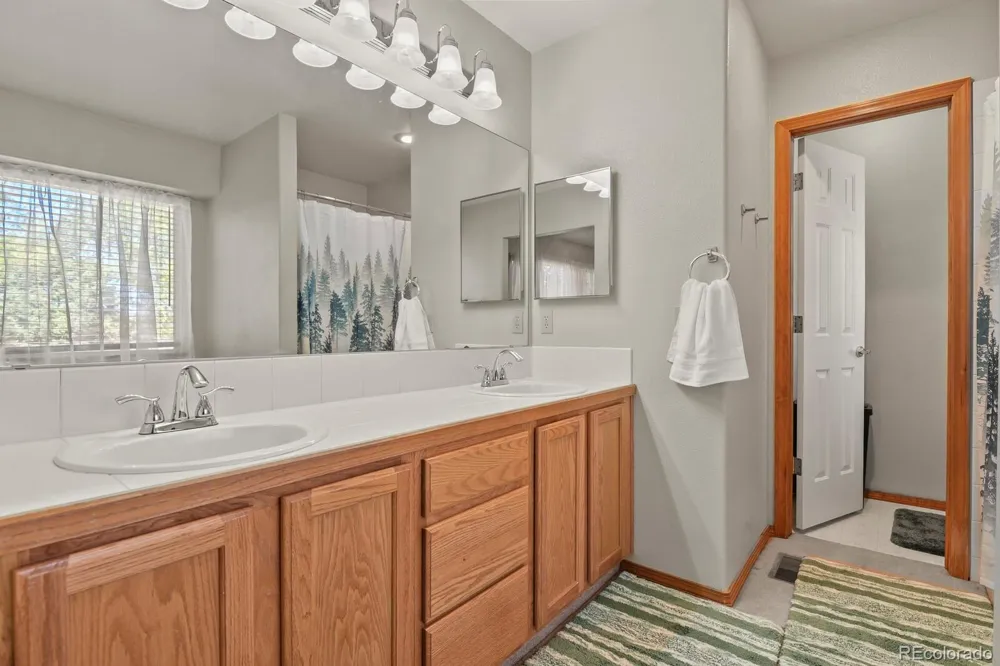 4912 Chariot Drive Colorado Springs, CO 80923