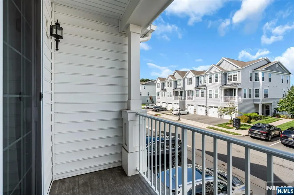 266 Aspen Drive Cedar Grove, NJ 07009