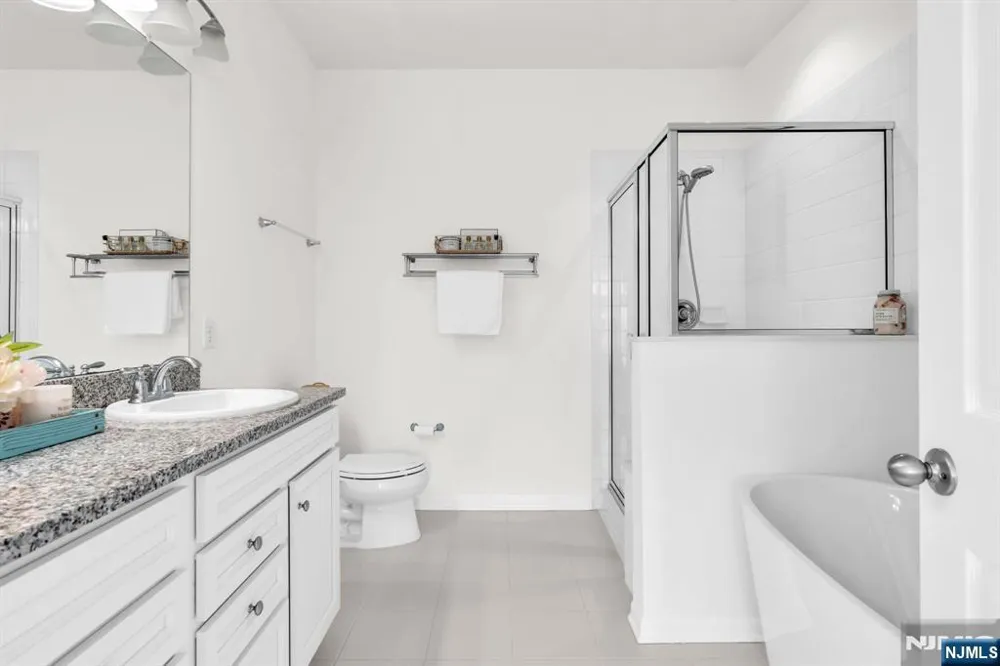 266 Aspen Drive Cedar Grove, NJ 07009