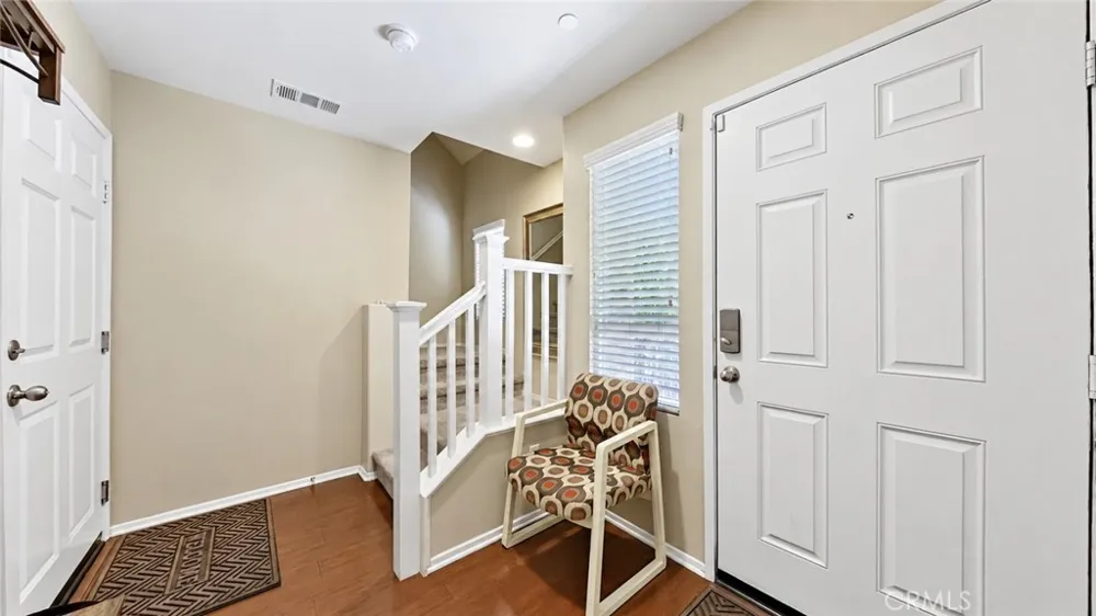 14671 Sherman Way Van Nuys, CA 91405