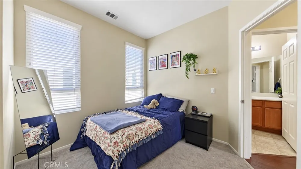 14671 Sherman Way Van Nuys, CA 91405