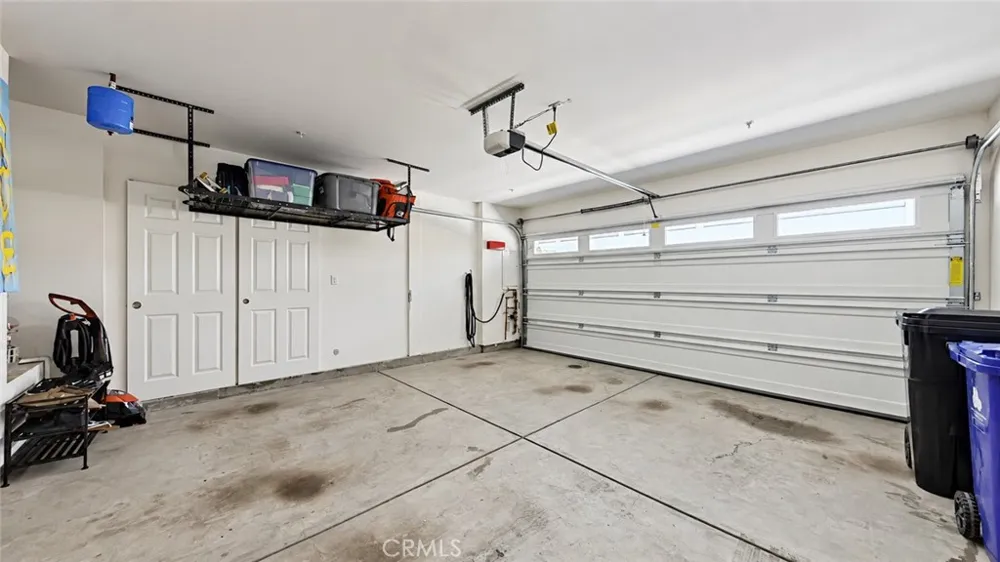 14671 Sherman Way Van Nuys, CA 91405