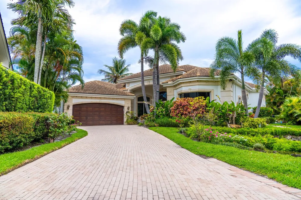 2435 SNOOK TRAIL Palm Beach Gardens, FL 33410