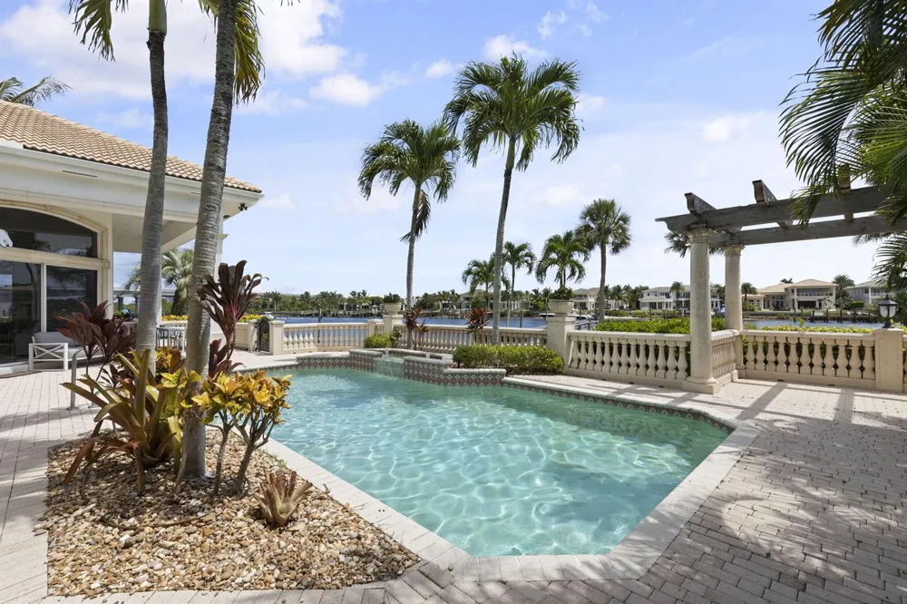 2435 SNOOK TRAIL Palm Beach Gardens, FL 33410