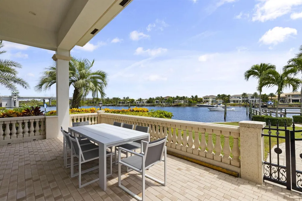 2435 SNOOK TRAIL Palm Beach Gardens, FL 33410