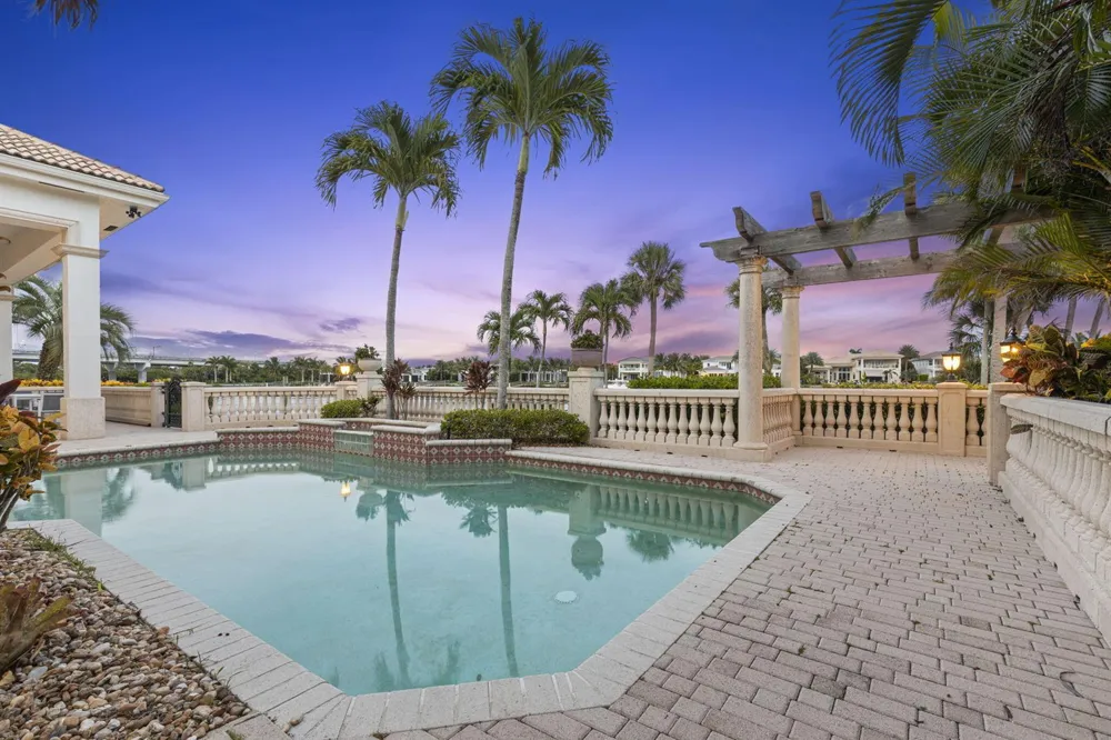 2435 SNOOK TRAIL Palm Beach Gardens, FL 33410