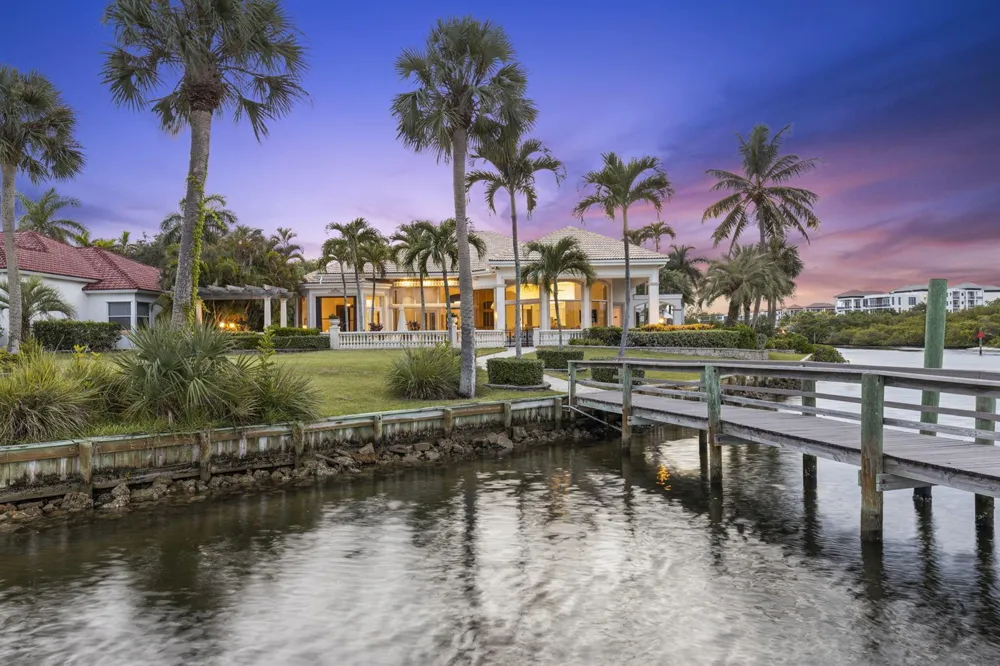 2435 SNOOK TRAIL Palm Beach Gardens, FL 33410