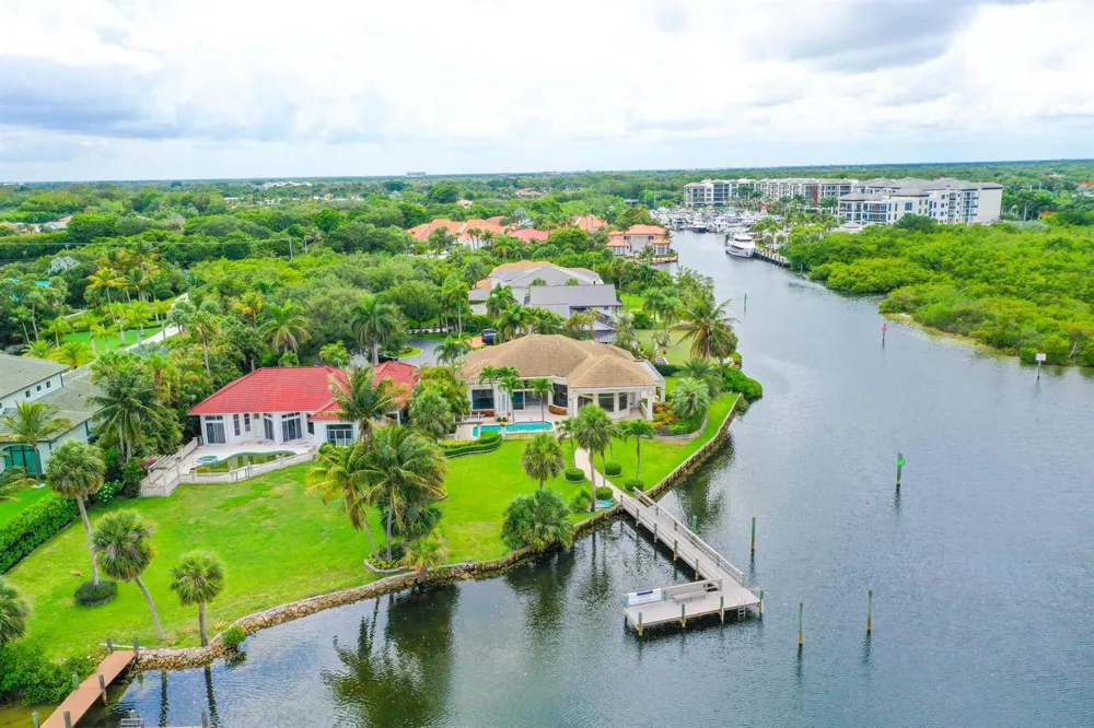 2435 SNOOK TRAIL Palm Beach Gardens, FL 33410