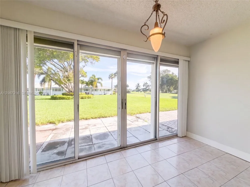 400 SW Golfview Ter #112 Boynton Beach, FL 33426