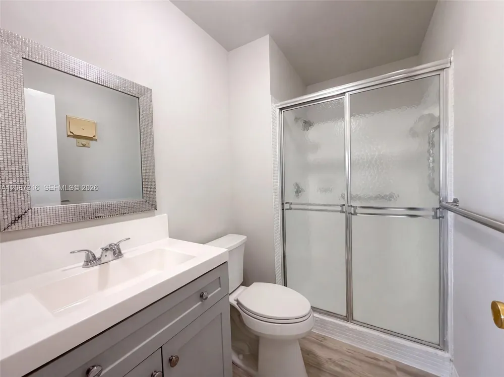 400 SW Golfview Ter #112 Boynton Beach, FL 33426