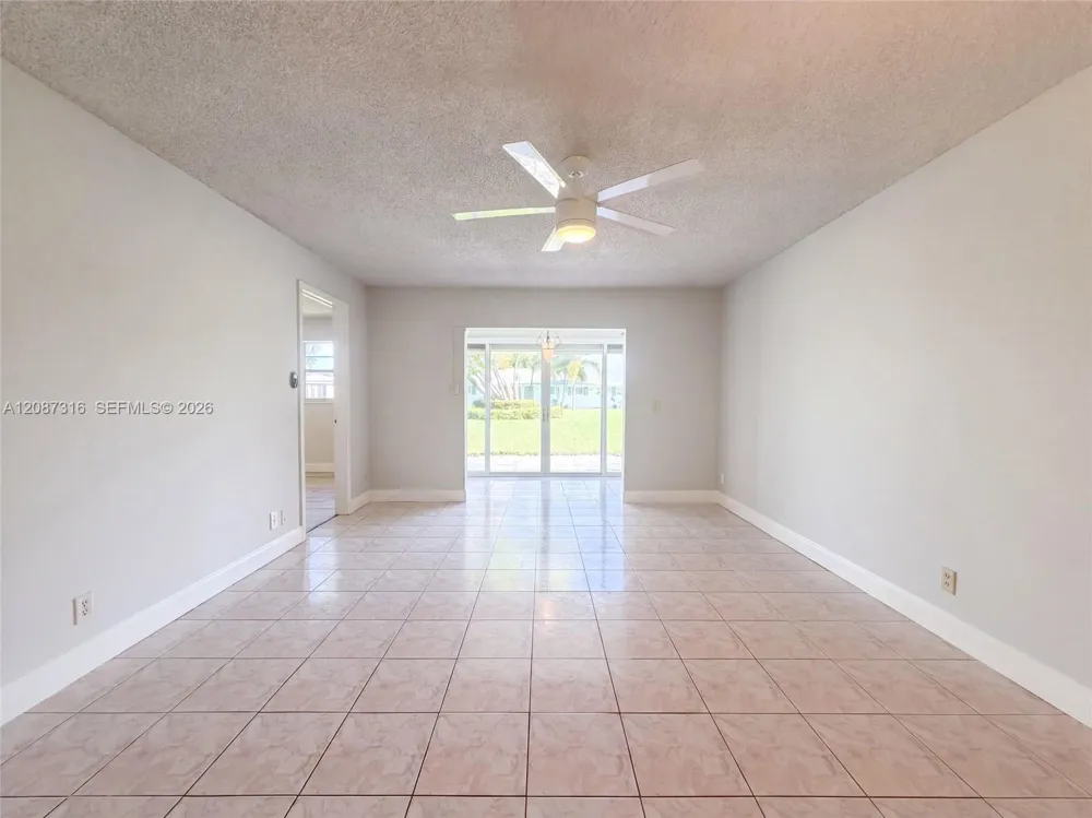 400 SW Golfview Ter #112 Boynton Beach, FL 33426