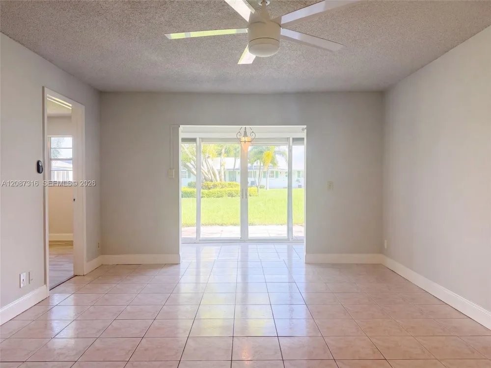 400 SW Golfview Ter #112 Boynton Beach, FL 33426