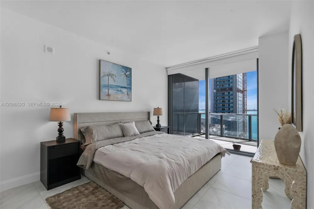460 NE 28th St #1602 Miami, FL 33137