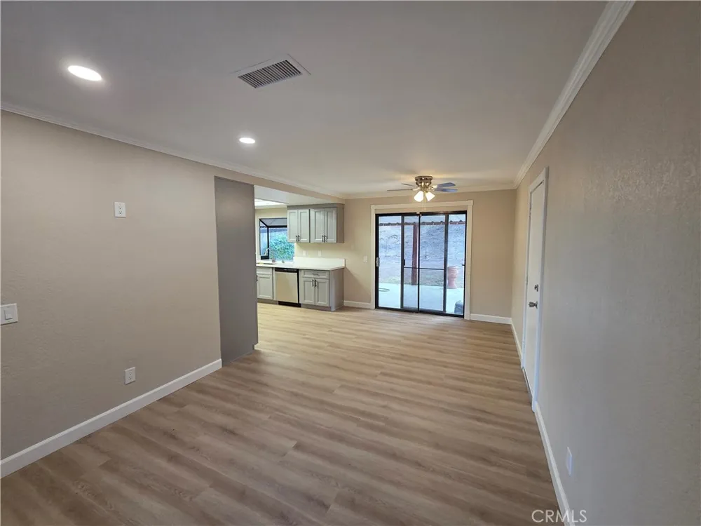 6462 Siamese Riverside, CA 92505