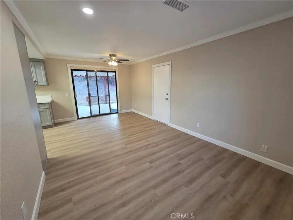 6462 Siamese Riverside, CA 92505