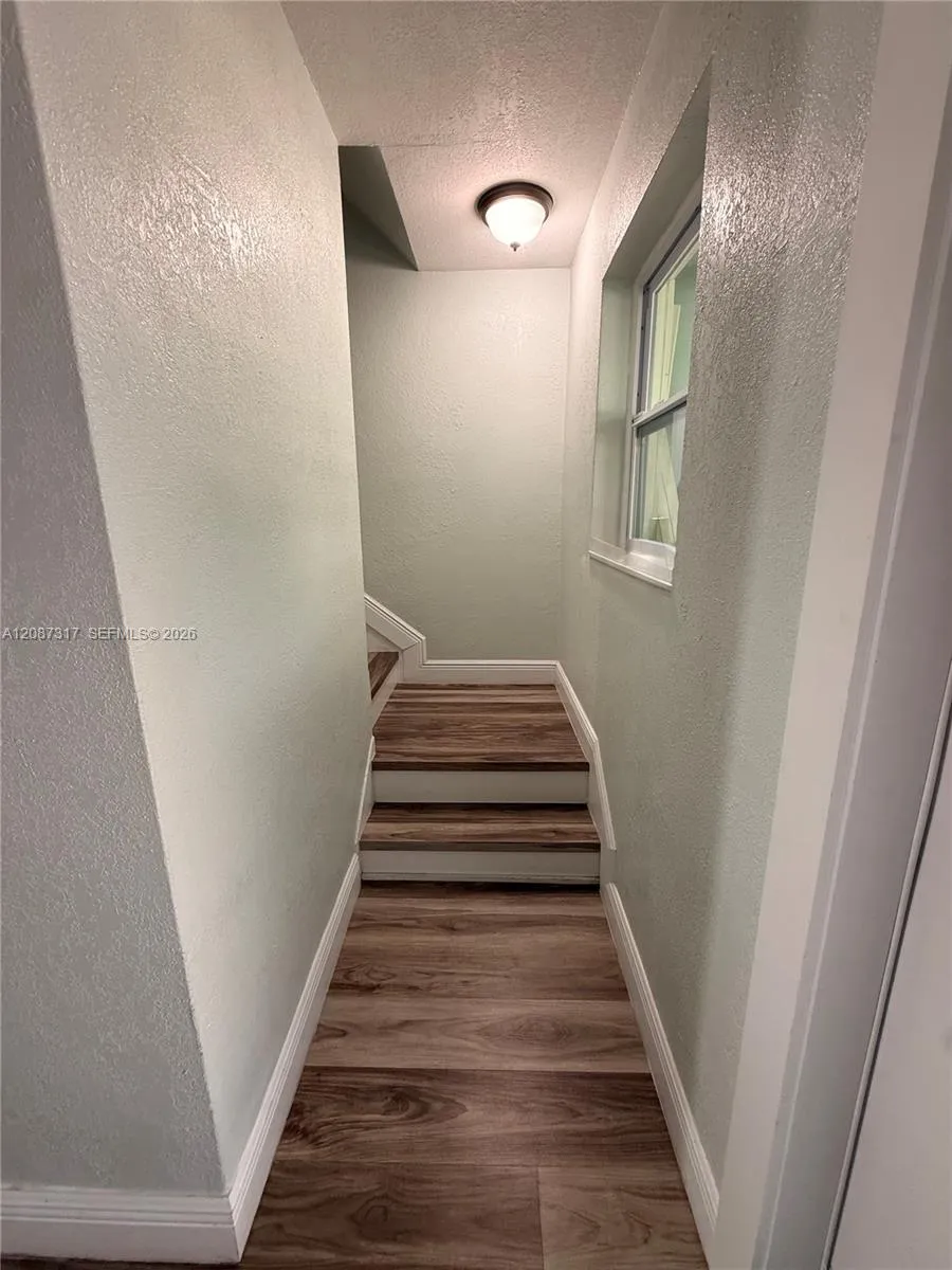 6821 W 2nd Ct Hialeah, FL 33014