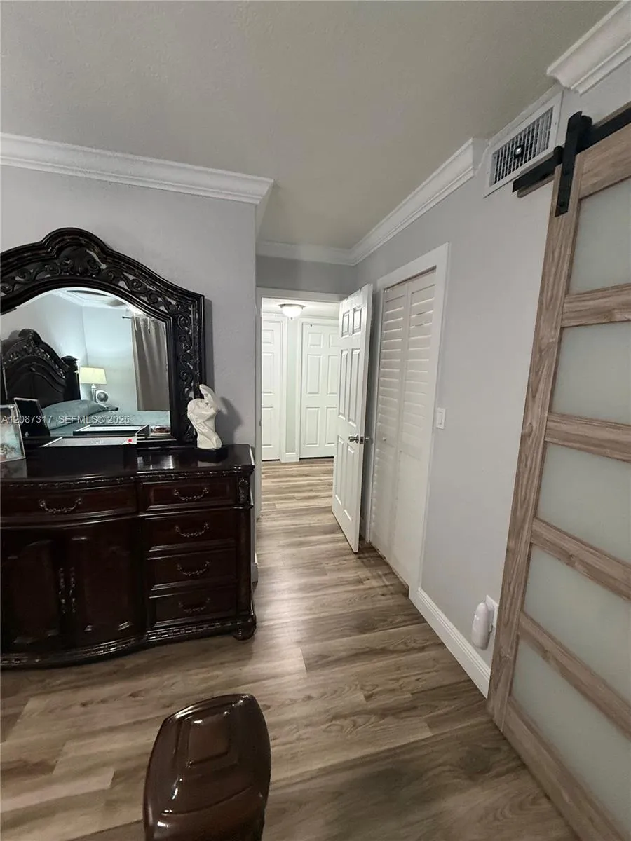 6821 W 2nd Ct Hialeah, FL 33014