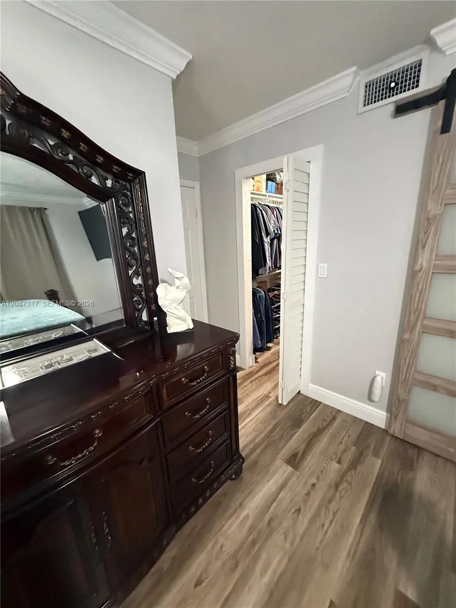 6821 W 2nd Ct Hialeah, FL 33014