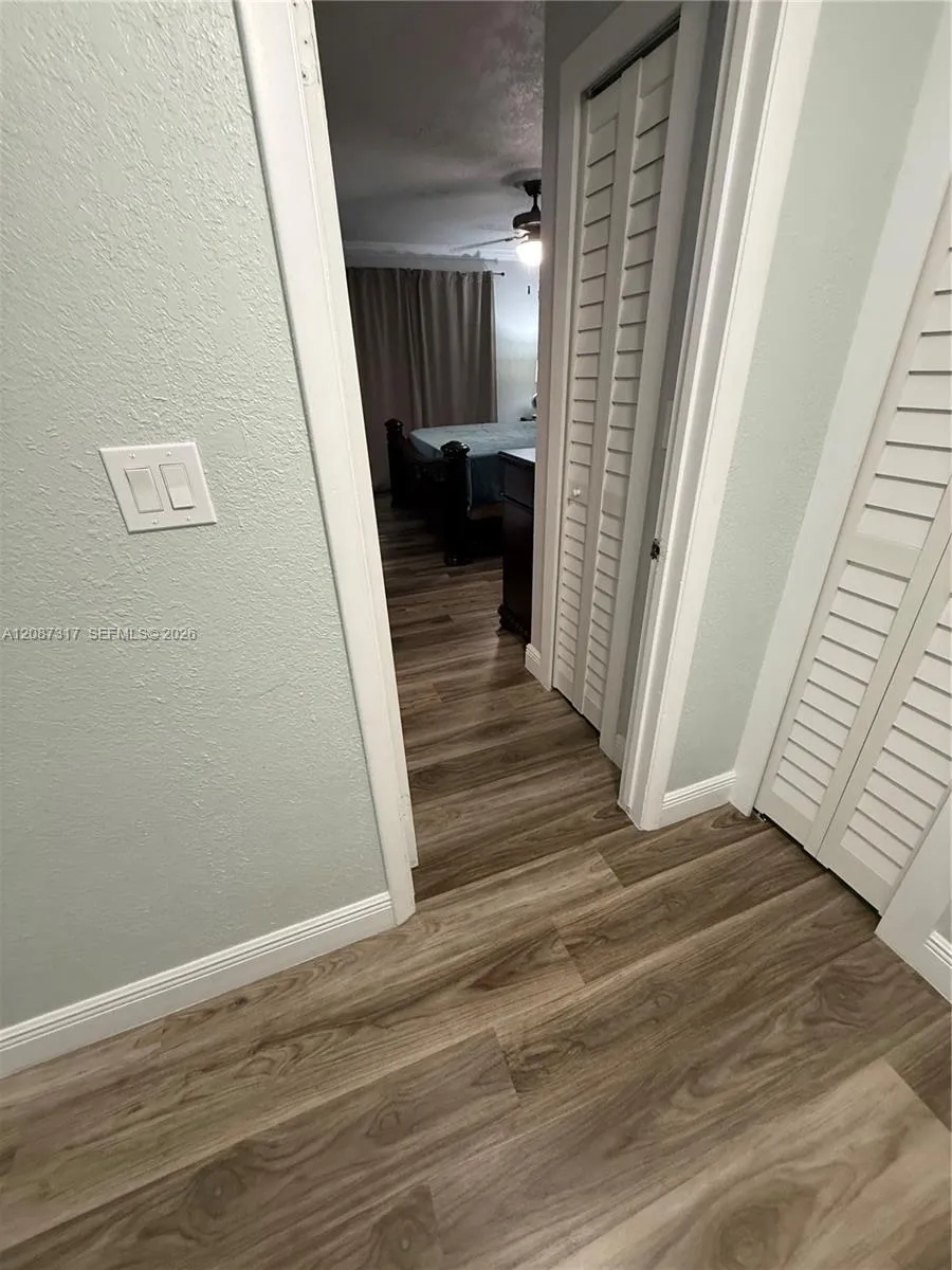 6821 W 2nd Ct Hialeah, FL 33014