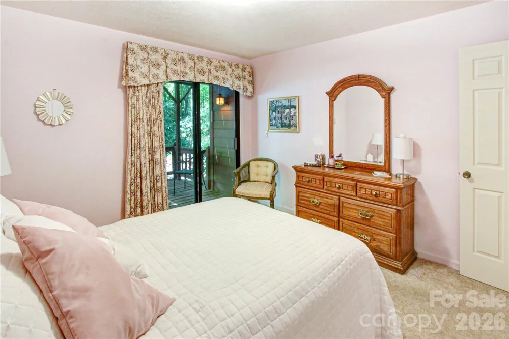 73 Toxaway Views Drive #303 Lake Toxaway, NC 28747