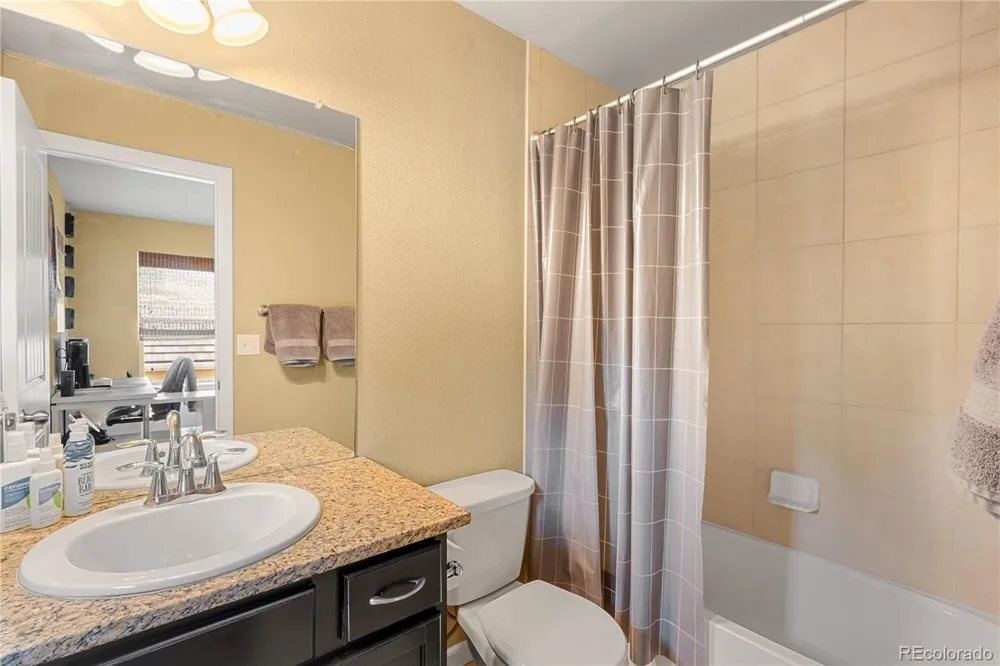 15149 W Washburn Avenue Lakewood, CO 80228