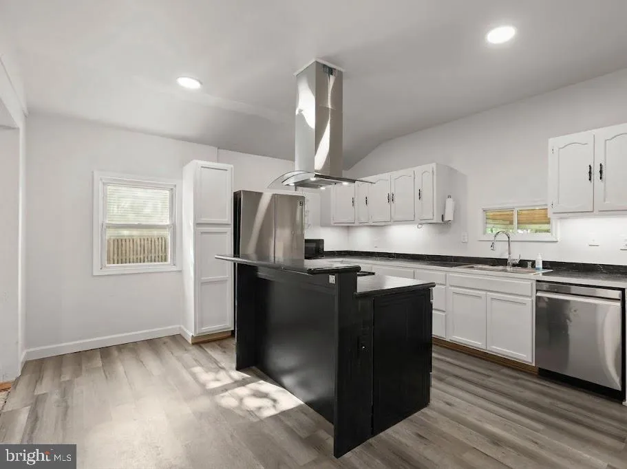 1434 WASHINGTON AVENUE Severn, MD 21144