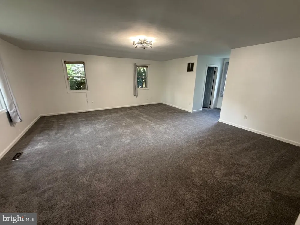1434 WASHINGTON AVENUE Severn, MD 21144