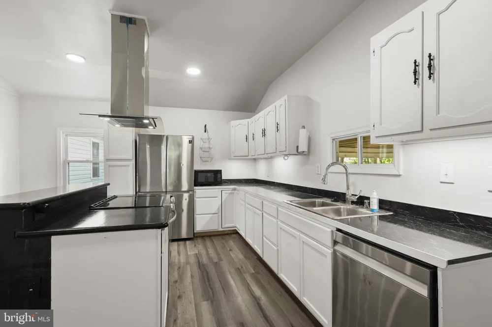 1434 WASHINGTON AVENUE Severn, MD 21144