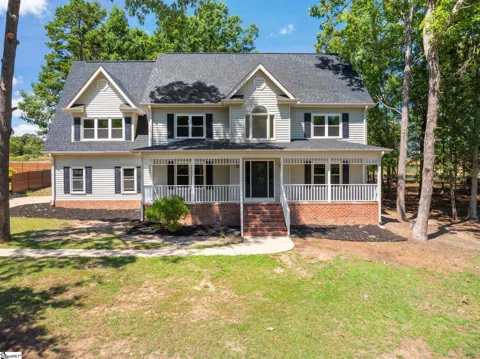 225 E Thistle Lane