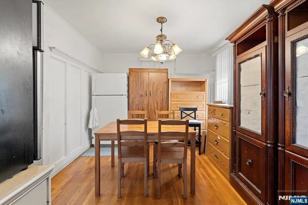 322 Kaplan Avenue Hackensack, NJ 07601