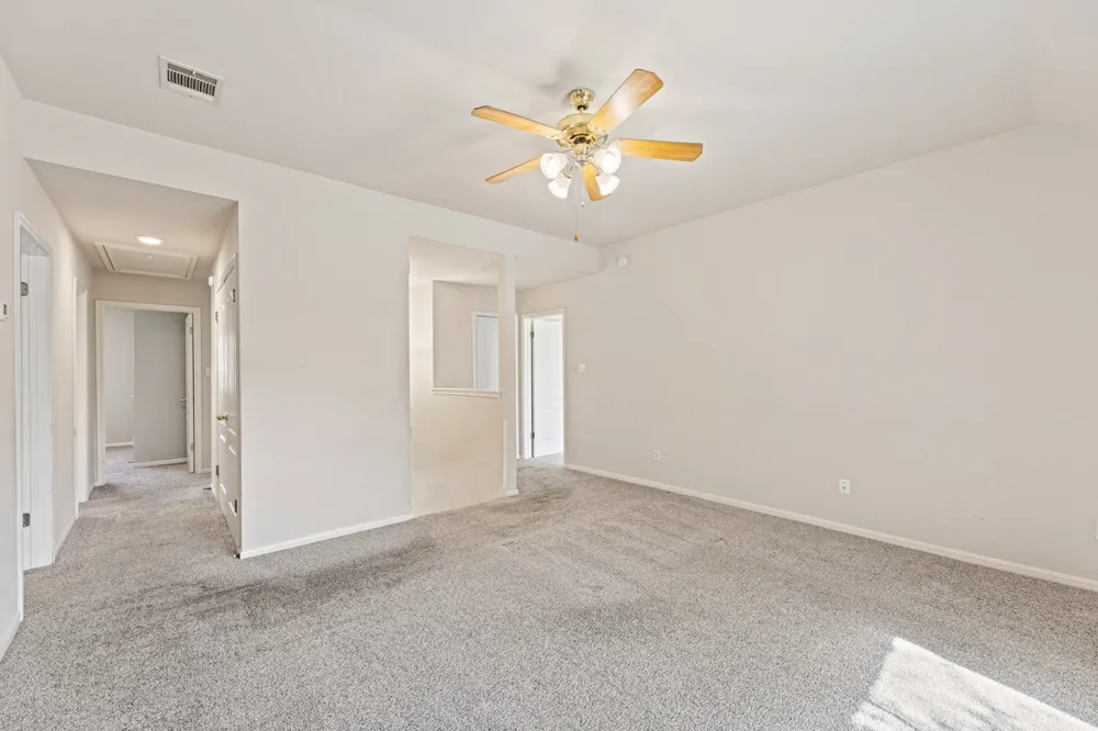 3718 Eagles Nest Street Round Rock, TX 78665