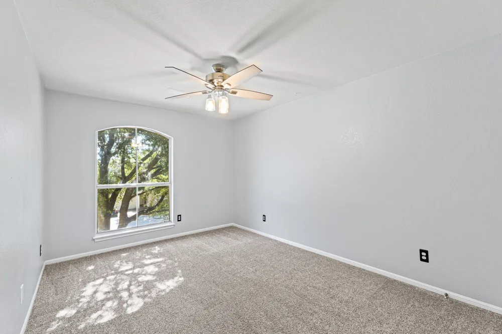 3718 Eagles Nest Street Round Rock, TX 78665