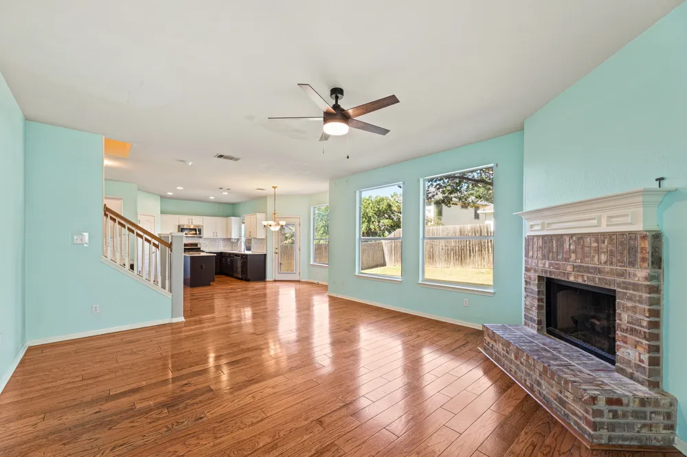 3718 Eagles Nest Street Round Rock, TX 78665