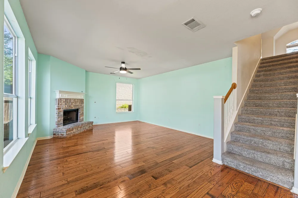 3718 Eagles Nest Street Round Rock, TX 78665