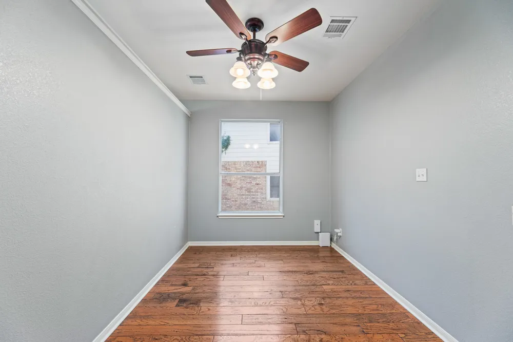 3718 Eagles Nest Street Round Rock, TX 78665