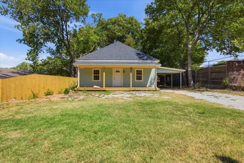 812 W 5th Street