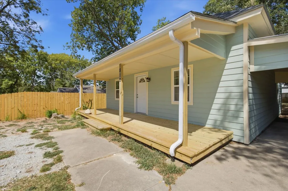812 W 5th Street Ada, OK 74820