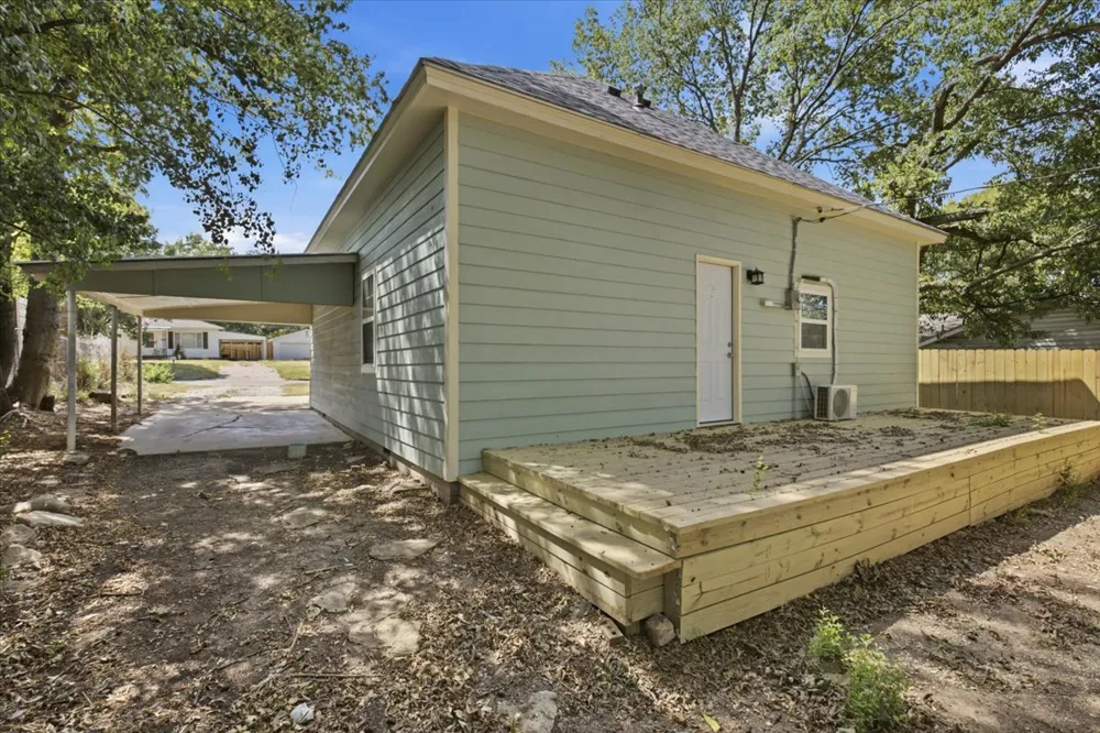 812 W 5th Street Ada, OK 74820
