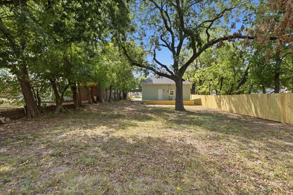 812 W 5th Street Ada, OK 74820